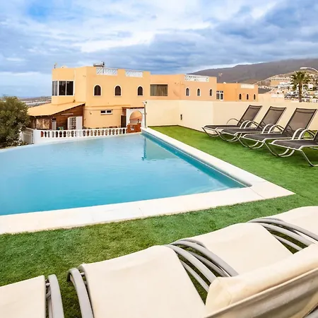 بيت للعطل Olbia Charming Dreamview With Jacuzzi أذيخي